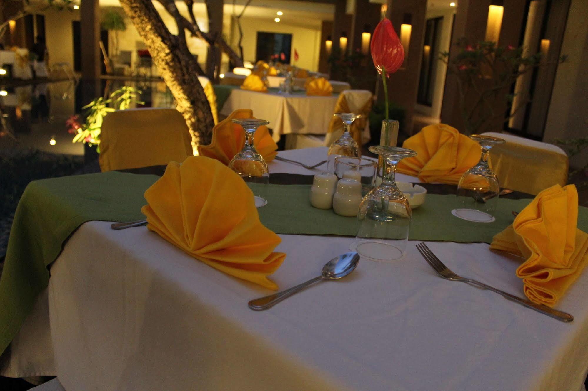 Hotel Santika Kuta Kuta Lombok Exteriér fotografie